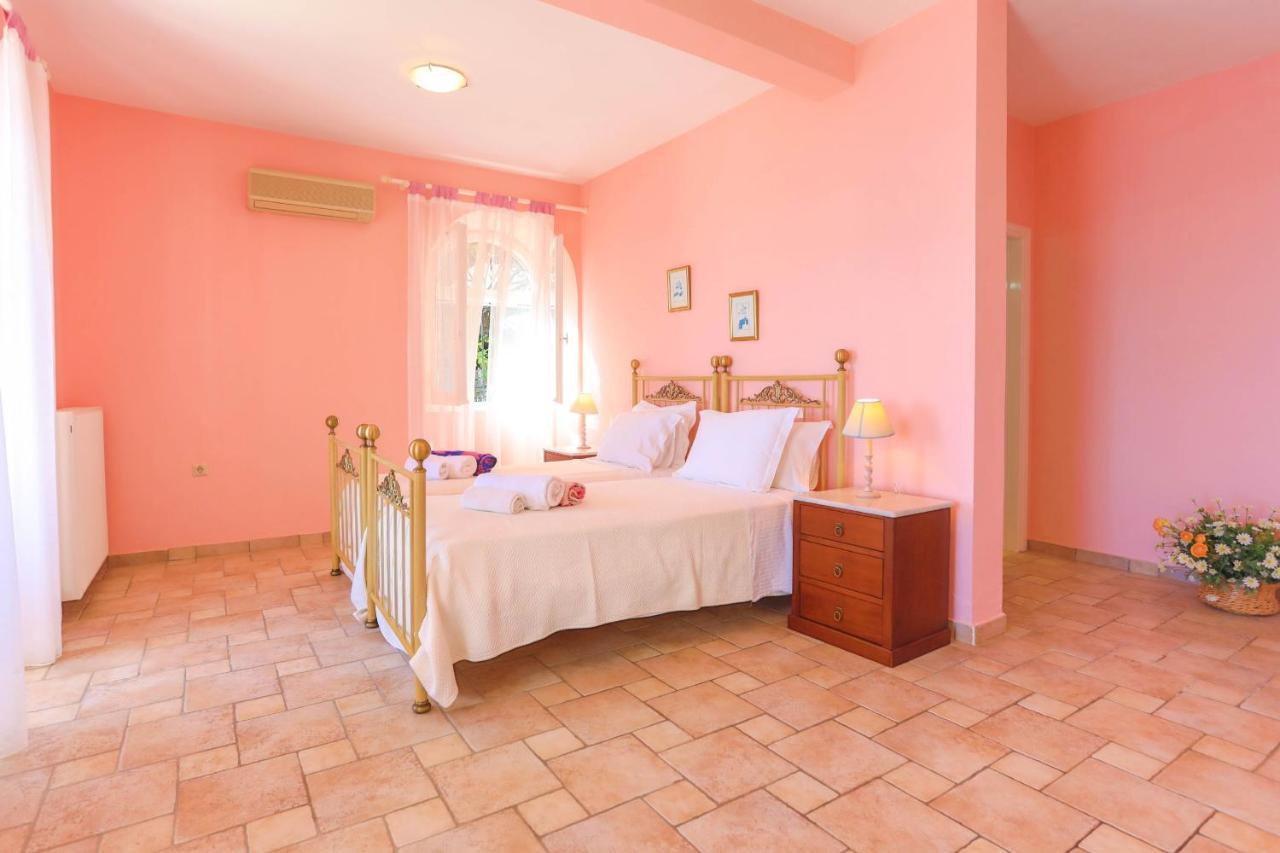 House On The Rocks Villa Katavolos ภายนอก รูปภาพ