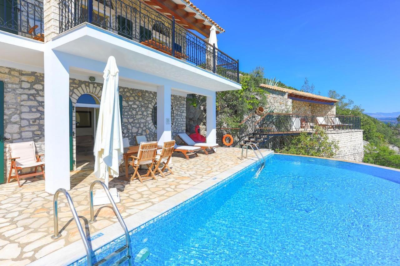 House On The Rocks Villa Katavolos ภายนอก รูปภาพ