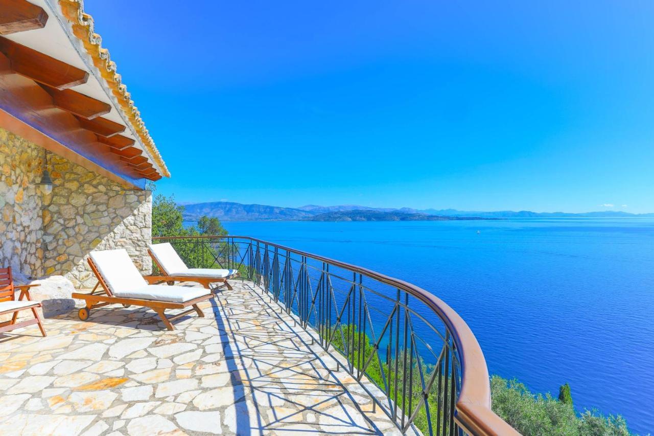 House On The Rocks Villa Katavolos ภายนอก รูปภาพ